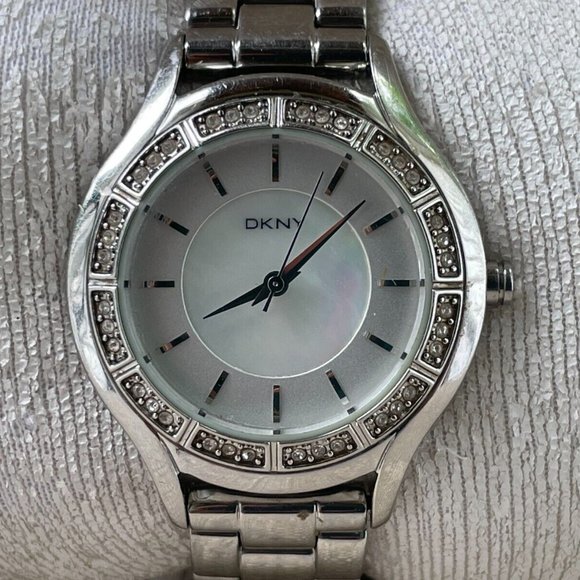 DKNY Women Wristwatch Silver Tone Mother of Pearl Face Quartz Analog Watch - Picture 1 of 10